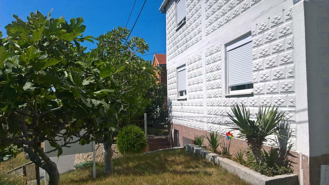 Apartman Pave & Ilija Jr Lopar Bagian luar foto