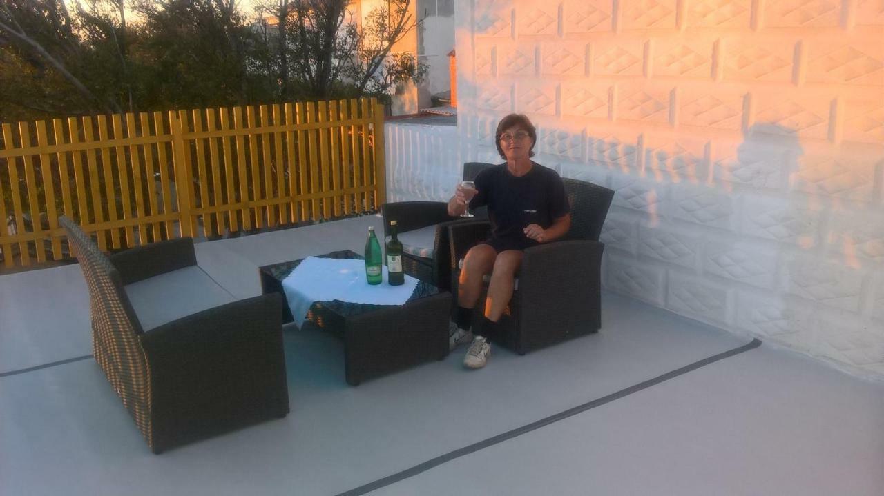 Apartman Pave & Ilija Jr Lopar Bagian luar foto