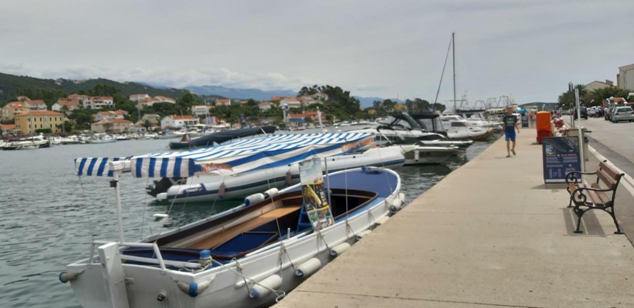 Apartman Pave & Ilija Jr Lopar Bagian luar foto