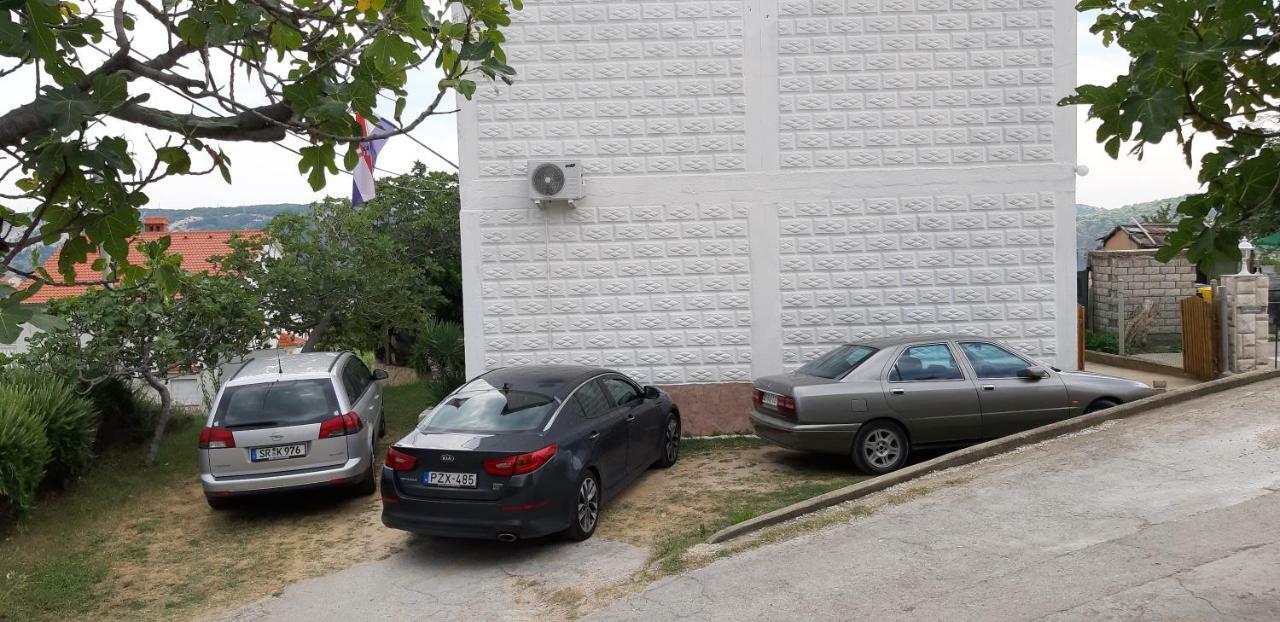 Apartman Pave & Ilija Jr Lopar Bagian luar foto