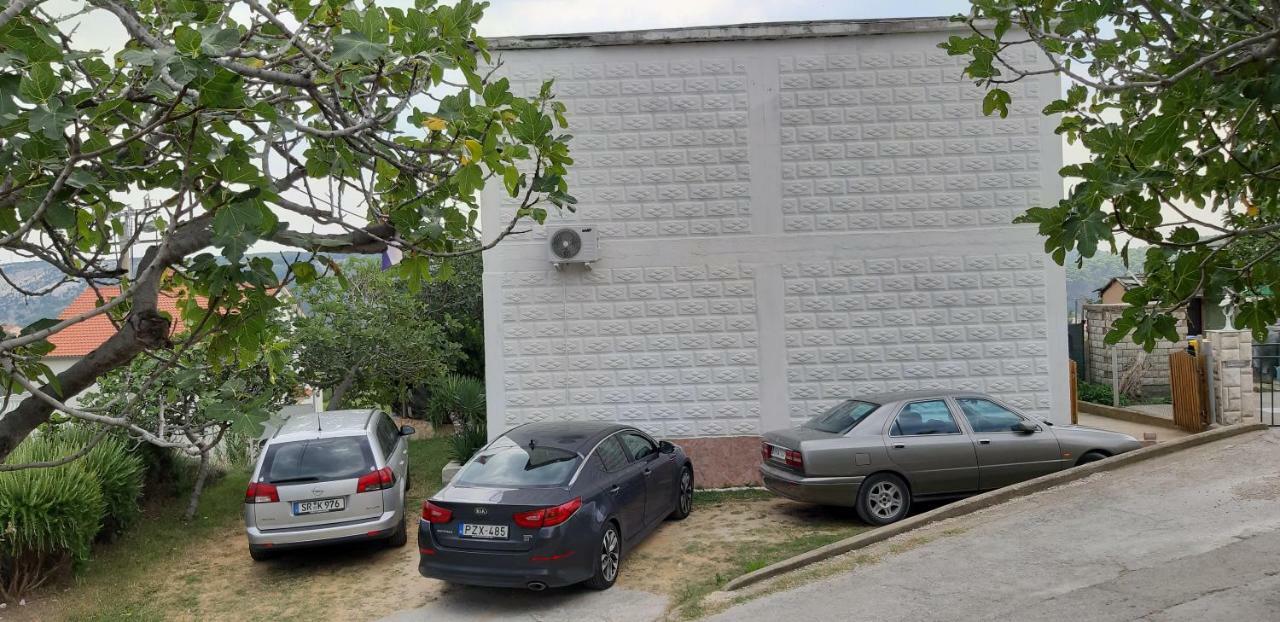 Apartman Pave & Ilija Jr Lopar Bagian luar foto